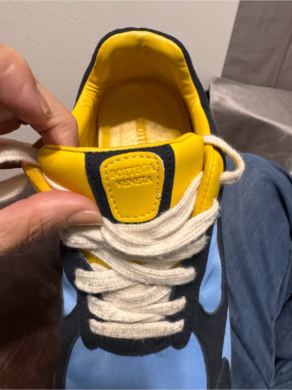 Sneakers Unisex Light Blue and Black Retro Runner with Yellow Accent - Picture 3 of 16